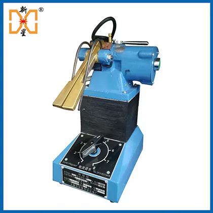 UN-1 small portable manual butt welding machine