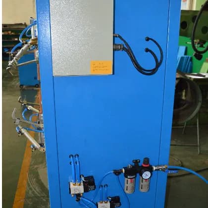 Flat cage bone resistance automatic spot welding machine