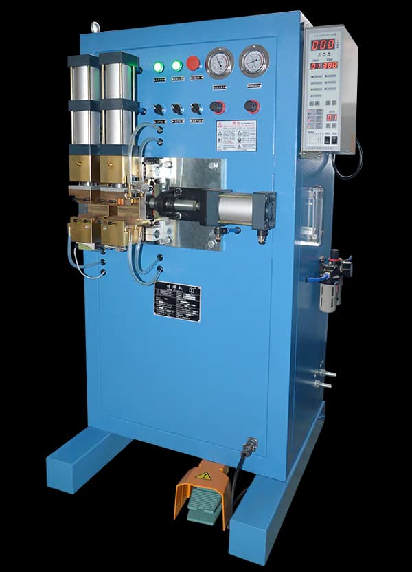 How to connect the water pipe of UN6 water-cooled pneumatic butt welding machine?